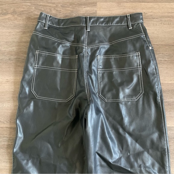 Free People  The It Factor Vegan Leather Wide Leg Pants size US 12 - Picture 9 of 12